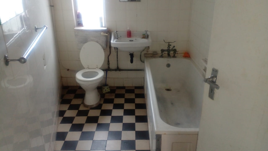 1 Bedroom Property for Sale in Port Elizabeth Central Eastern Cape